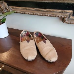 《TOMS》 Size 10 ~ NWOT